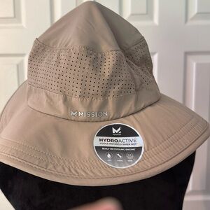 Mission Hydroactive cooling hat